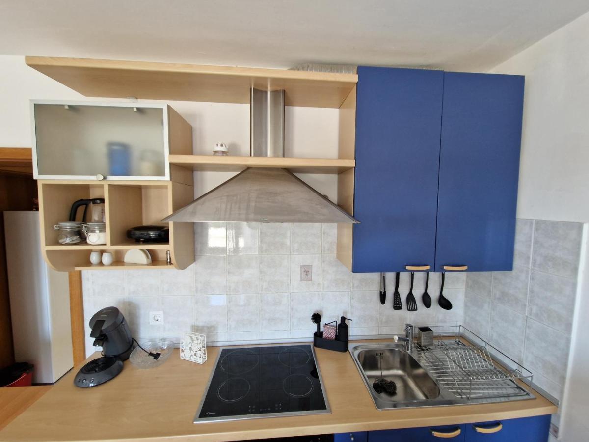Apartman"Petra" Krk Town Exterior photo