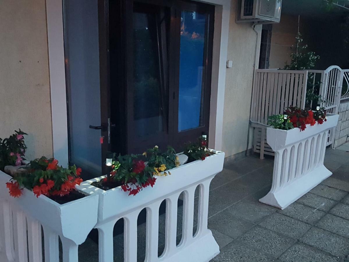 Apartman"Petra" Krk Town Exterior photo
