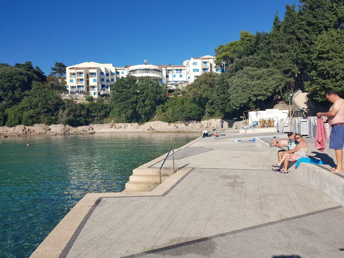 Apartman"Petra" Krk Town Exterior photo